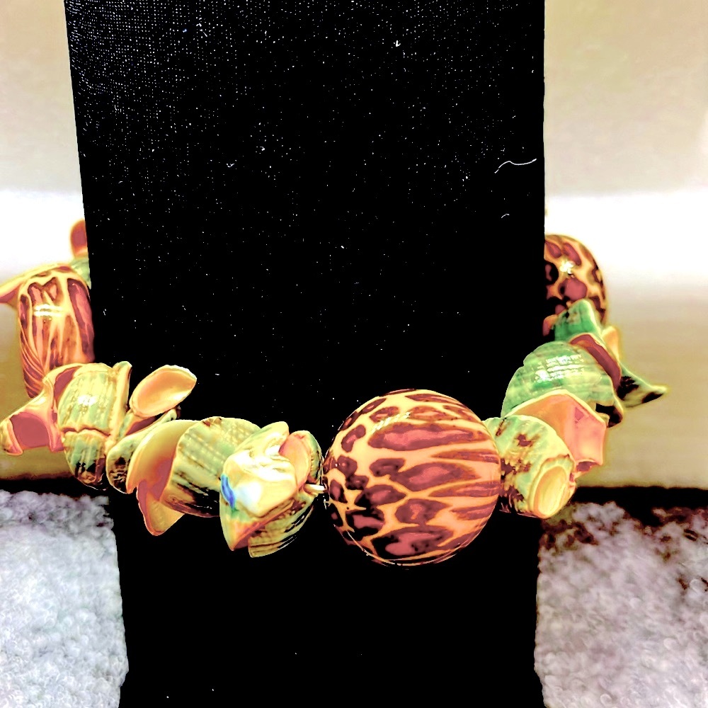 Glossy Snail Shell/Glass Stone Elastic Bracelet - image 2